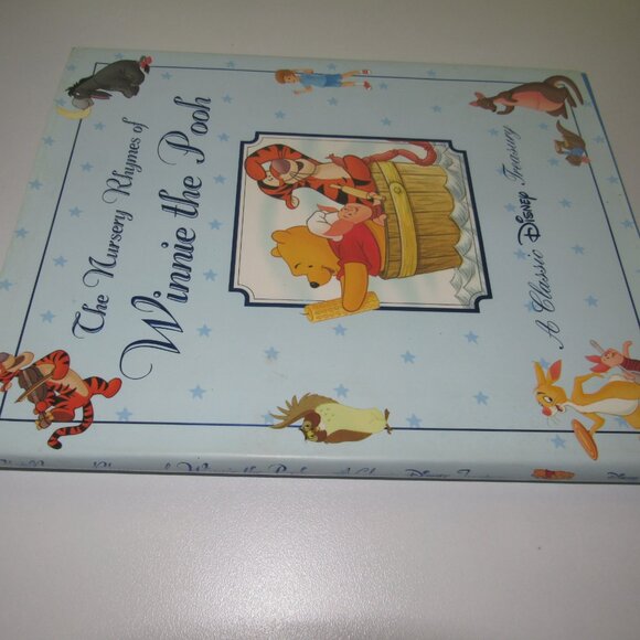 The Nursery Rhymes of Winnie the Pooh – A Classic Disney Treasury Hardcover Book - Picture 2 of 10